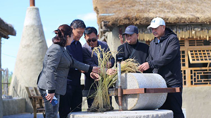 深圳汉富农业生物科技有限公司入驻黑龙江省，产品被农民朋友称为“大地的华佗，植物的李时珍”